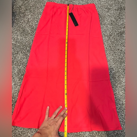 krisa Revolve Brand Coral Red Chiffon Midi Skirt Size Small - Picture 8 of 9